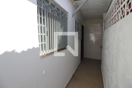 Casa para alugar com 65m², 1 quarto e 1 vagaCorredor
