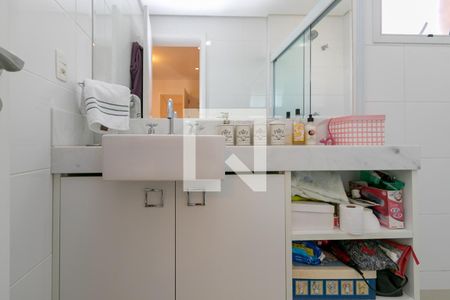 Apartamento à venda com 101m², 2 quartos e 2 vagas Apartamento à venda com 101m², 2 quartos e 2 vagasBanheiro da Suíte 1