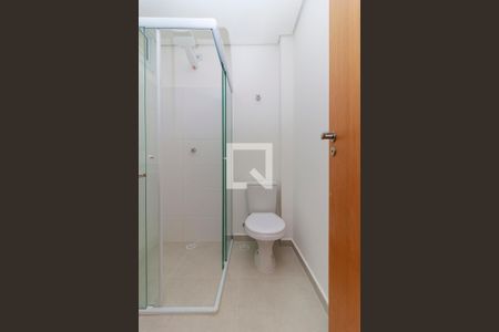 Banheiro de kitnet/studio para alugar com 0 quarto, 44m² em Campo Belo, São Paulo