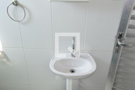 Casa para alugar com 70m², 2 quartos e 1 vagaBanheiro 