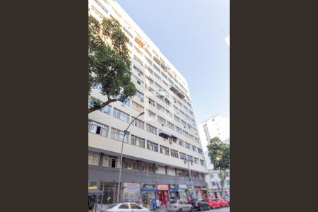 Studio à venda com 25m², 1 quarto e sem vaga Studio à venda com 25m², 1 quarto e sem vagaFachada