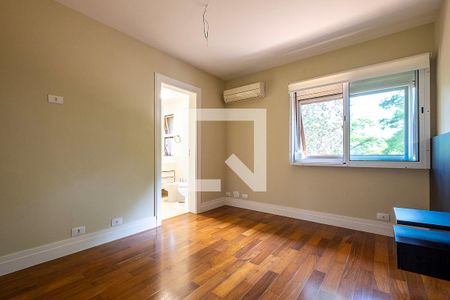 Apartamento à venda com 285m², 3 quartos e 4 vagas Apartamento à venda com 285m², 3 quartos e 4 vagasSuíte 3