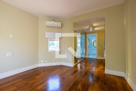 Apartamento à venda com 285m², 3 quartos e 4 vagas Apartamento à venda com 285m², 3 quartos e 4 vagasSuíte 1