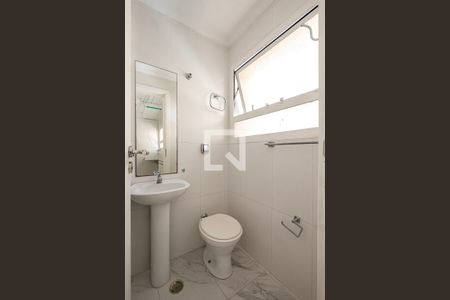 Apartamento à venda com 285m², 3 quartos e 4 vagas Apartamento à venda com 285m², 3 quartos e 4 vagasÁrea de Serviço - Banheiro