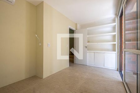 Apartamento à venda com 285m², 3 quartos e 4 vagas Apartamento à venda com 285m², 3 quartos e 4 vagasSala Íntima - Piso Inferior