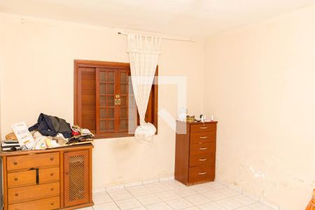 Quarto 1 de casa à venda com 3 quartos, 210m² em Taboão, Diadema