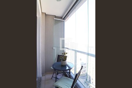 Studio à venda com 32m², 1 quarto e 1 vaga Studio à venda com 32m², 1 quarto e 1 vagaVaranda