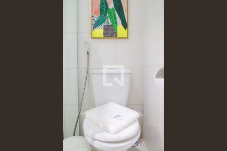 Studio à venda com 32m², 1 quarto e 1 vaga Studio à venda com 32m², 1 quarto e 1 vagaBanheiro