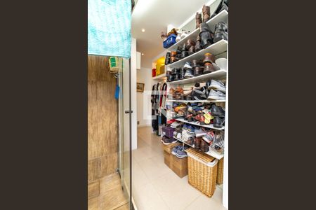Apartamento para alugar com 80m², 1 quarto e 1 vagaBanheiro da Suíte e Closet