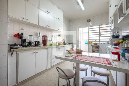 Apartamento à venda com 240m², 3 quartos e 1 vagaCozinha