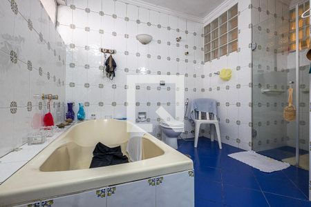 Apartamento à venda com 240m², 3 quartos e 1 vagaSuíte - Banheiro