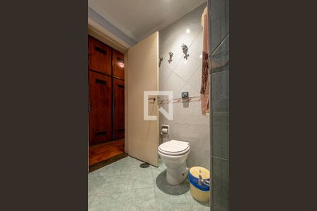 Apartamento à venda com 240m², 3 quartos e 1 vagaBanheiro