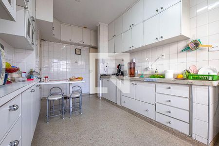 Apartamento à venda com 240m², 3 quartos e 1 vagaCozinha
