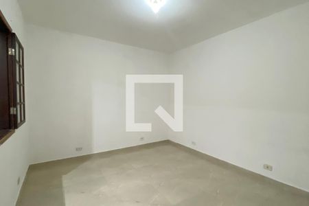 Quarto 1 de casa para alugar com 2 quartos, 90m² em Jardim Julio, Barueri