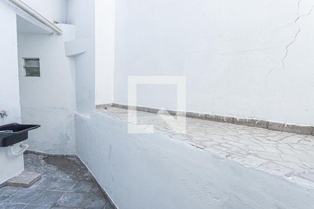 Apartamento para alugar com 21m², 1 quarto e sem vagaÁrea de serviço e quintal