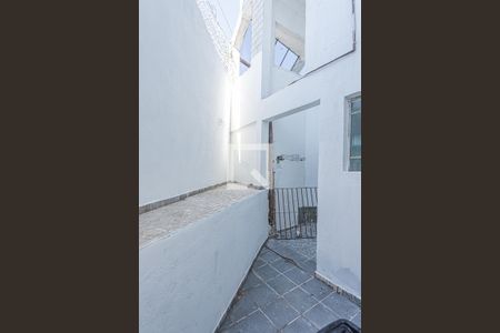 Apartamento para alugar com 21m², 1 quarto e sem vagaÁrea de serviço e quintal