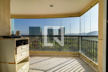 Sala de apartamento para alugar com 3 quartos, 90m² em Barra da Tijuca, Rio de Janeiro