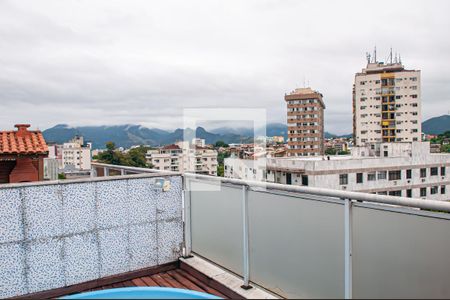 Apartamento à venda com 213m², 3 quartos e 1 vaga Apartamento à venda com 213m², 3 quartos e 1 vagacobertura