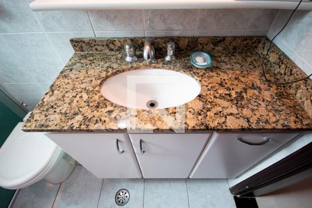 Casa à venda com 149m², 3 quartos e 4 vagas Casa à venda com 149m², 3 quartos e 4 vagasBanheiro 2