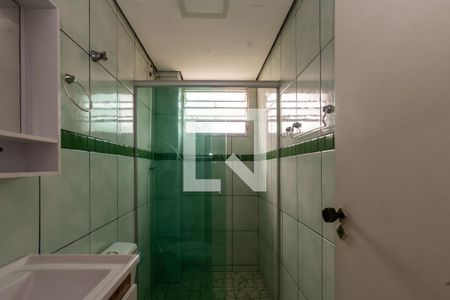 Banheiro de apartamento para alugar com 2 quartos, 50m² em Jardim Adriana, Guarulhos