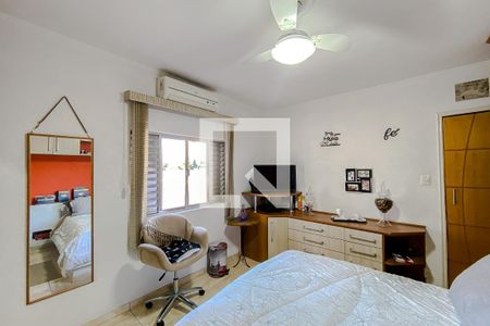 Casa à venda com 150m², 4 quartos e 2 vagasQuarto 2 (Casa 2)