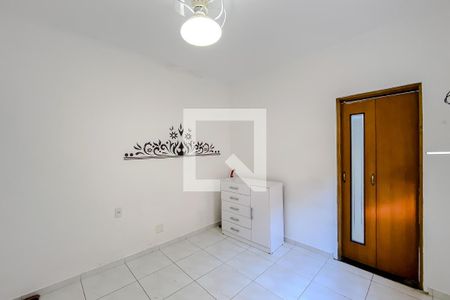 Casa à venda com 150m², 4 quartos e 2 vagasQuarto 2 - Suíte