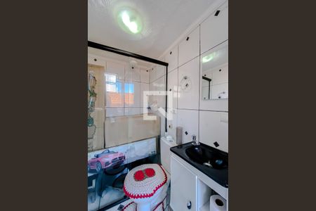 Casa à venda com 150m², 4 quartos e 2 vagasBanheiro de serviço