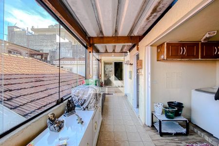Casa à venda com 150m², 4 quartos e 2 vagasLavanderia