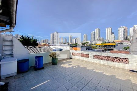 Casa à venda com 150m², 4 quartos e 2 vagasVaranda