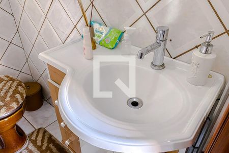 Casa à venda com 150m², 4 quartos e 2 vagasLavabo (Casa 2)