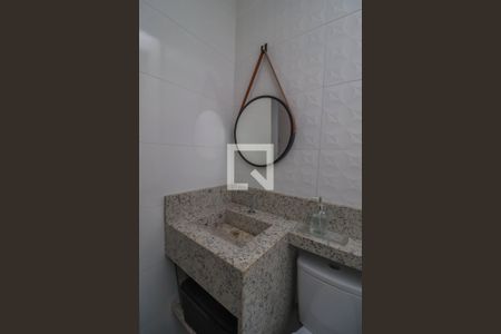 Casa à venda com 248m², 4 quartos e 3 vagas Casa à venda com 248m², 4 quartos e 3 vagasLavabo