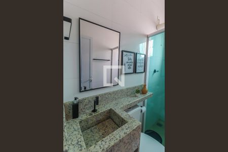 Casa à venda com 248m², 4 quartos e 3 vagas Casa à venda com 248m², 4 quartos e 3 vagasBanheiro