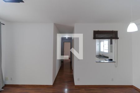 Salas de apartamento para alugar com 3 quartos, 77m² em Mansões Santo Antônio, Campinas