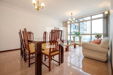 Sala de apartamento à venda com 3 quartos, 152m² em Paraíso, São Paulo