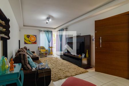 Sala de casa à venda com 4 quartos, 235m² em Lar São Paulo, São Paulo