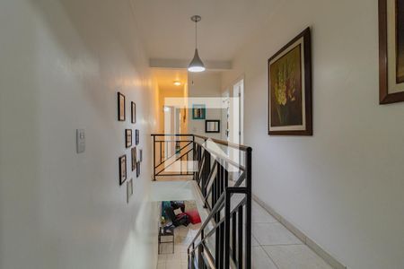 Corredor de casa à venda com 4 quartos, 235m² em Lar São Paulo, São Paulo