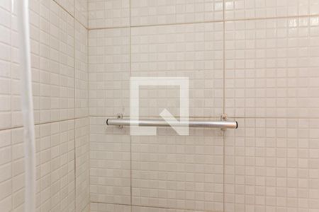 Apartamento para alugar com 94m², 2 quartos e 1 vaga Apartamento para alugar com 94m², 2 quartos e 1 vagaBanheiro Corredor