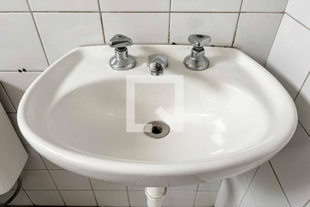 Apartamento à venda com 65m², 2 quartos e 2 vagas Apartamento à venda com 65m², 2 quartos e 2 vagasBanheiro da Suíte