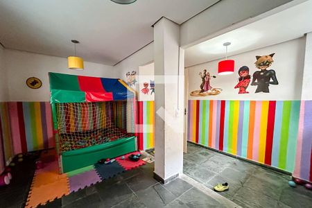 Apartamento à venda com 65m², 2 quartos e 2 vagas Apartamento à venda com 65m², 2 quartos e 2 vagasÁrea comum - Brinquedoteca