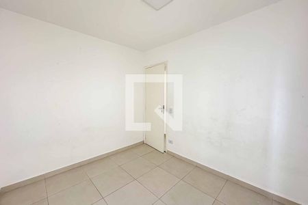 Apartamento à venda com 65m², 2 quartos e 2 vagas Apartamento à venda com 65m², 2 quartos e 2 vagasQuarto