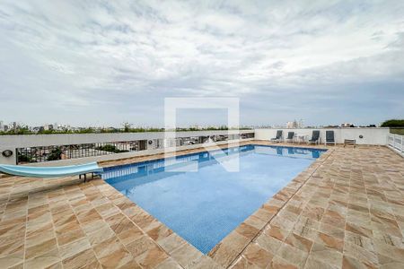 Apartamento à venda com 65m², 2 quartos e 2 vagas Apartamento à venda com 65m², 2 quartos e 2 vagasÁrea comum - Piscina