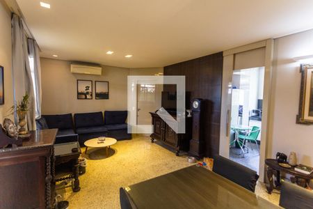 Sala de apartamento à venda com 3 quartos, 124m² em Santo Antônio, Belo Horizonte