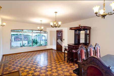 Sala de casa à venda com 3 quartos, 267m² em Jardim Prudência, São Paulo