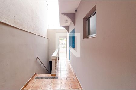 Casa à venda com 267m², 3 quartos e 3 vagas Casa à venda com 267m², 3 quartos e 3 vagasCorredor