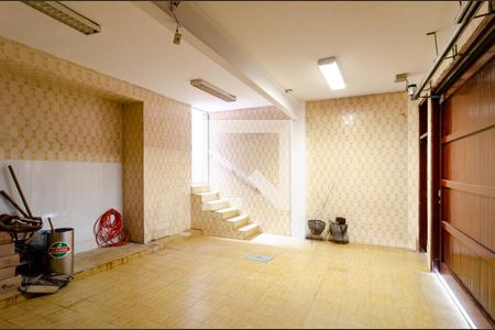 Casa à venda com 267m², 3 quartos e 3 vagas Casa à venda com 267m², 3 quartos e 3 vagasGaragem