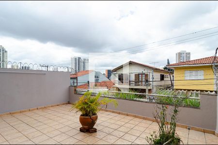 Casa à venda com 267m², 3 quartos e 3 vagas Casa à venda com 267m², 3 quartos e 3 vagasVaranda