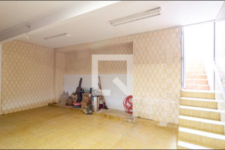 Casa à venda com 267m², 3 quartos e 3 vagas Casa à venda com 267m², 3 quartos e 3 vagasGaragem