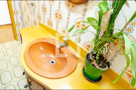 Lavabo de casa à venda com 3 quartos, 267m² em Jardim Prudência, São Paulo