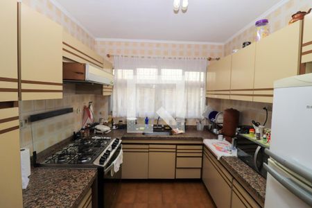 Casa à venda com 160m², 3 quartos e 3 vagas Casa à venda com 160m², 3 quartos e 3 vagasCozinha