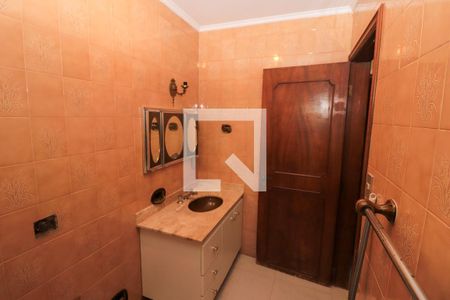 Casa à venda com 160m², 3 quartos e 3 vagas Casa à venda com 160m², 3 quartos e 3 vagasBanheiro da Suíte